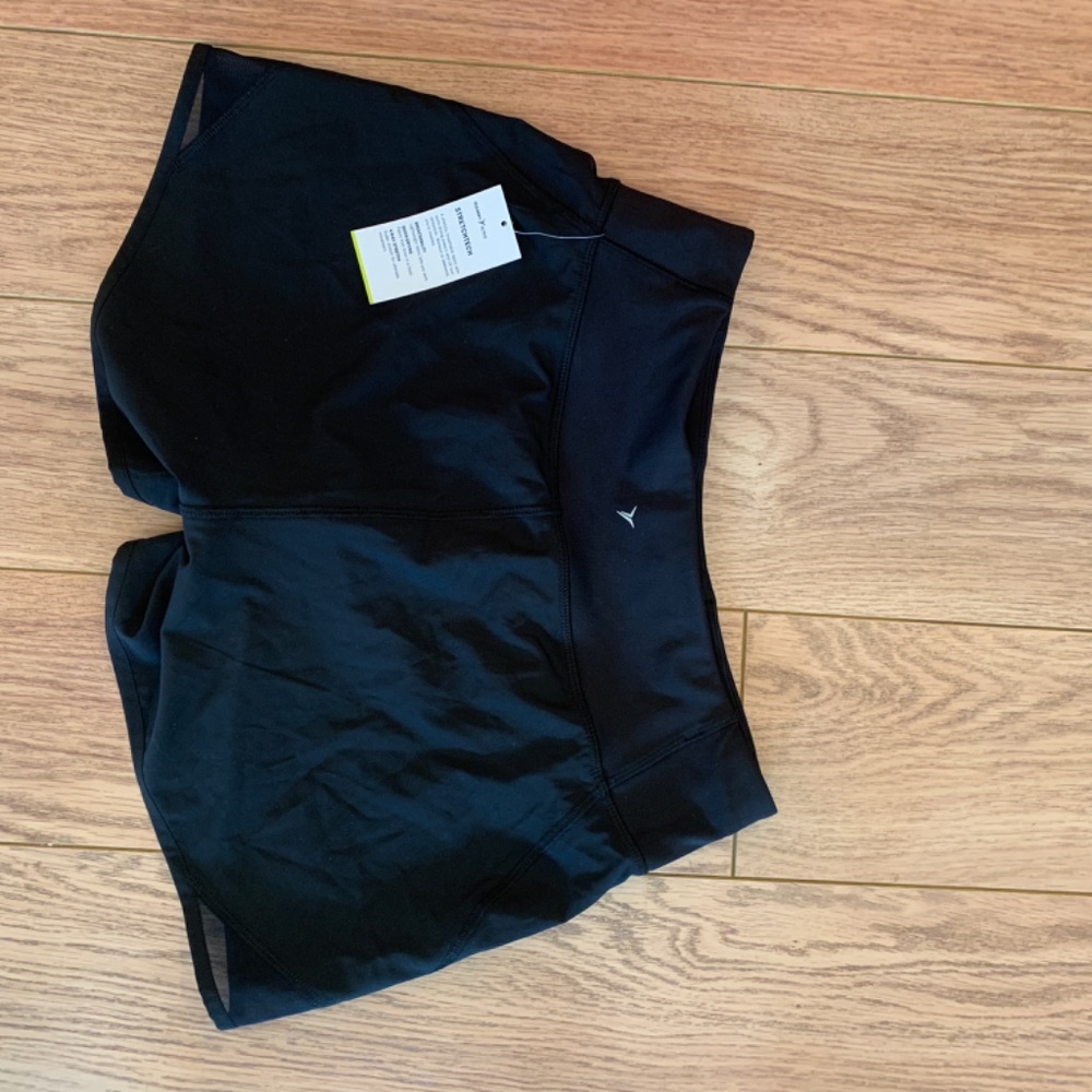 Shorts - Picture 2 of 3